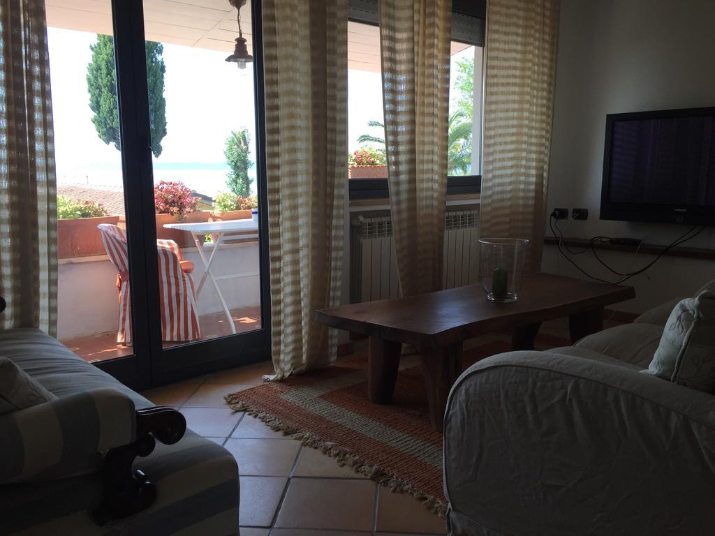 Verde Blu Lakefront Boutique Holiday Apartments Trevignano Romano Zimmer foto