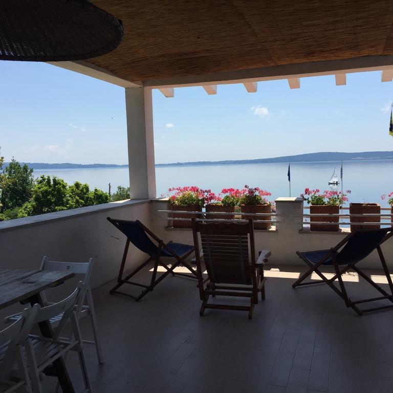 Verde Blu Lakefront Boutique Holiday Apartments Trevignano Romano Zimmer foto