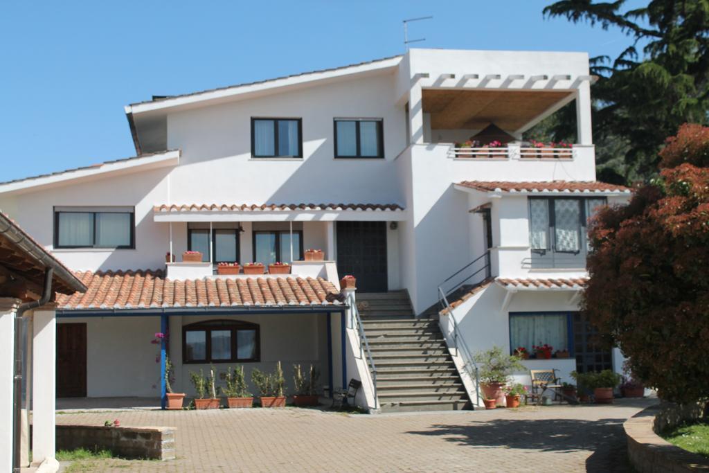 Verde Blu Lakefront Boutique Holiday Apartments Trevignano Romano Zimmer foto